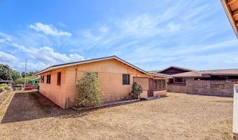 588 POHAKU St, Kahului, HI 96732
