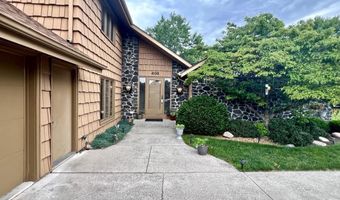 408 Duryea Dr, Auburn, IN 46706