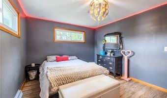 6208 Austin Dr, Ashtabula, OH 44004