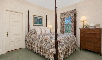 360 RUMSTICK Rd, Barrington, RI 02806