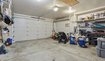 1038 S WEST Dr, Airway Heights, WA 99001