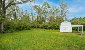 270 E Skyline Dr, Ballwin, MO 63011