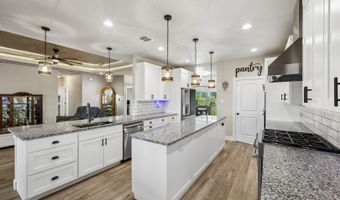 9691 Crow Ln, Adkins, TX 78101