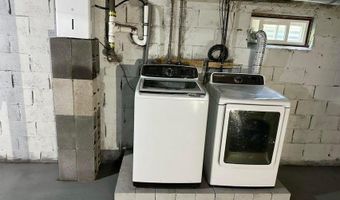 135 S MAIN St, Barnegat, NJ 08005