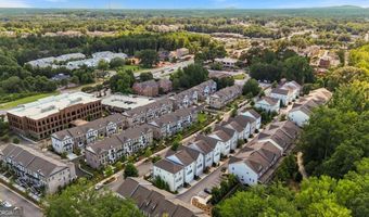 160 Briscoe, Alpharetta, GA 30009