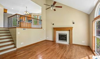 204 E 8th St, Adrian, MO 64720