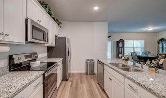 707 Butter Rd, Bonneau, SC 29431