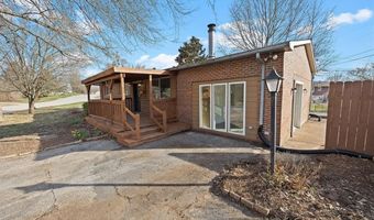 4821 Wick Mor Dr, Alton, IL 62002