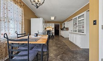 220 4th St SE, Aliceville, AL 35442