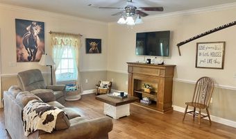 2259 E Laurel St, Atmore, AL 36502