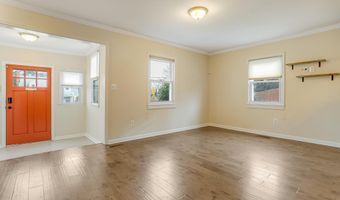 6106 BANGOR Dr, Alexandria, VA 22303