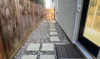 3231 Canyon View Dr, Oceanside, CA 92058