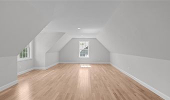 62 Orchard Ave, Johnston, RI 02919