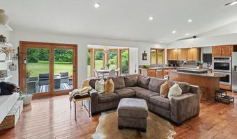 7543 S Bloomfield Royalton Rd, Ashville, OH 43103