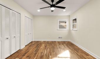 8730 EWING Dr, Bethesda, MD 20817