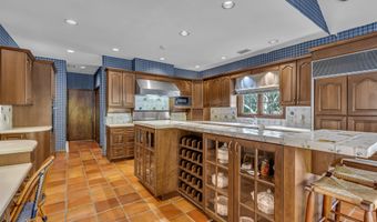 34 Bruns Rd, West Allenhurst, NJ 07711