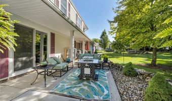 10237 INDEPENDENCE Dr, North Royalton, OH 44133