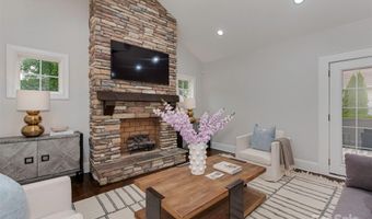 3039 N Alexander St, Charlotte, NC 28205