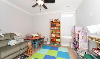 107 Meeting House Ln, Advance, NC 27006