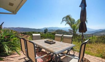 772 Rainbow Crest Rd, Fallbrook, CA 92028
