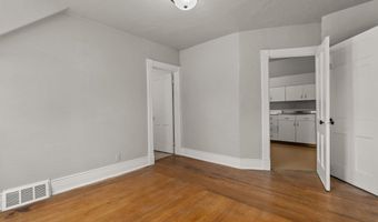 719 S STATE St, Appleton, WI 54911