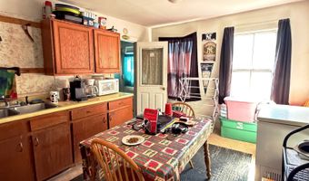 804 S Main St, Bradford, VT 05033