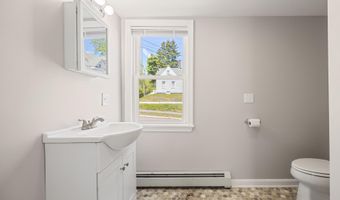 41 Parker St, Bangor, ME 04401