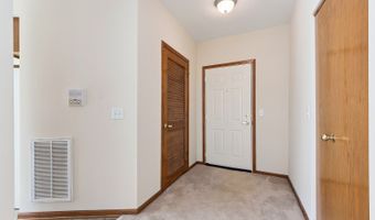 5311 W Mint Julip Dr 301, Alsip, IL 60803