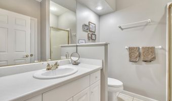 211 Emerald Meadows Dr, Arnolds Park, IA 51331