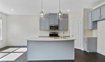 64 Auburn Woods Dr, Auburn, GA 30011
