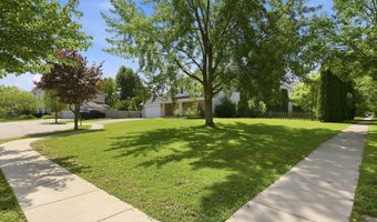 1 Regal Ct, Algonquin, IL 60102