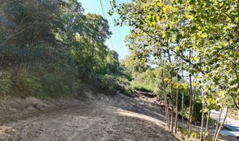 Hwy 52 E, Beattyville, KY 41311
