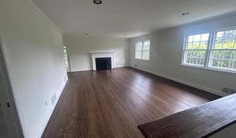 3653 38TH St N, Arlington, VA 22207
