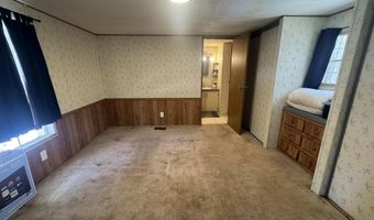 82 Sunset Cir, Campton, NH 03223