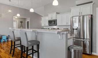 218 Little Man Dr, Boiling Springs, SC 29316