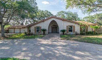 1307 Lincoln St, Alice, TX 78332
