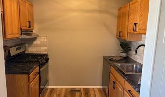 837 Wendevy Ct, Ballwin, MO 63011