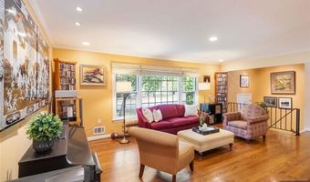 45 W Orchard St, Allendale, NJ 07401