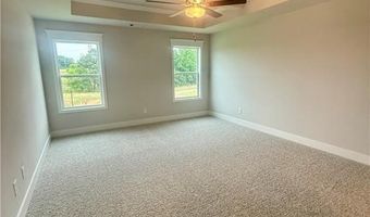 104 Chickadee Ct, Auburn, GA 30011