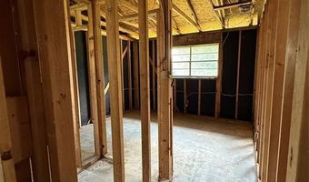 4135 Forest Oak Dr, Shreveport, LA 71109