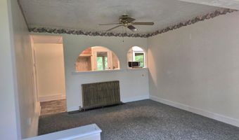656 S Temple Ln, Altoona, PA 16602