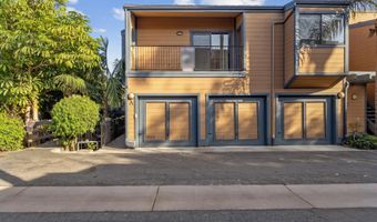 811 Kalpati Crk B, Carlsbad, CA 92008