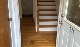 376 Dexter Dr, Bridgeport, CT 06606