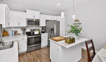 624 18th St SE, Altoona, IA 50009