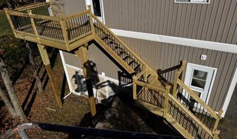 53 Hidden Dr, Alburgh, VT 05440