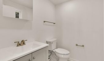 8730 EWING Dr, Bethesda, MD 20817