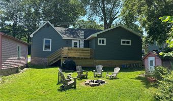 35 Bolton Ave, Alexandria Bay, NY 13607