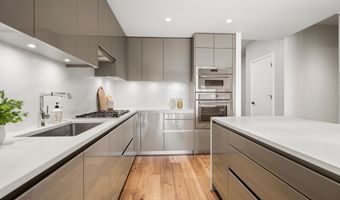 1781 N PIERCE St 501, Arlington, VA 22209