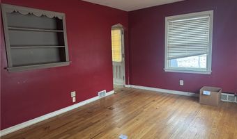 460 Palisades Dr, Akron, OH 44303