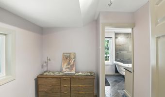 37 Magazine St, Bedford, NH 03110